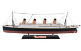 RMS Titanic Gift Set 1:400